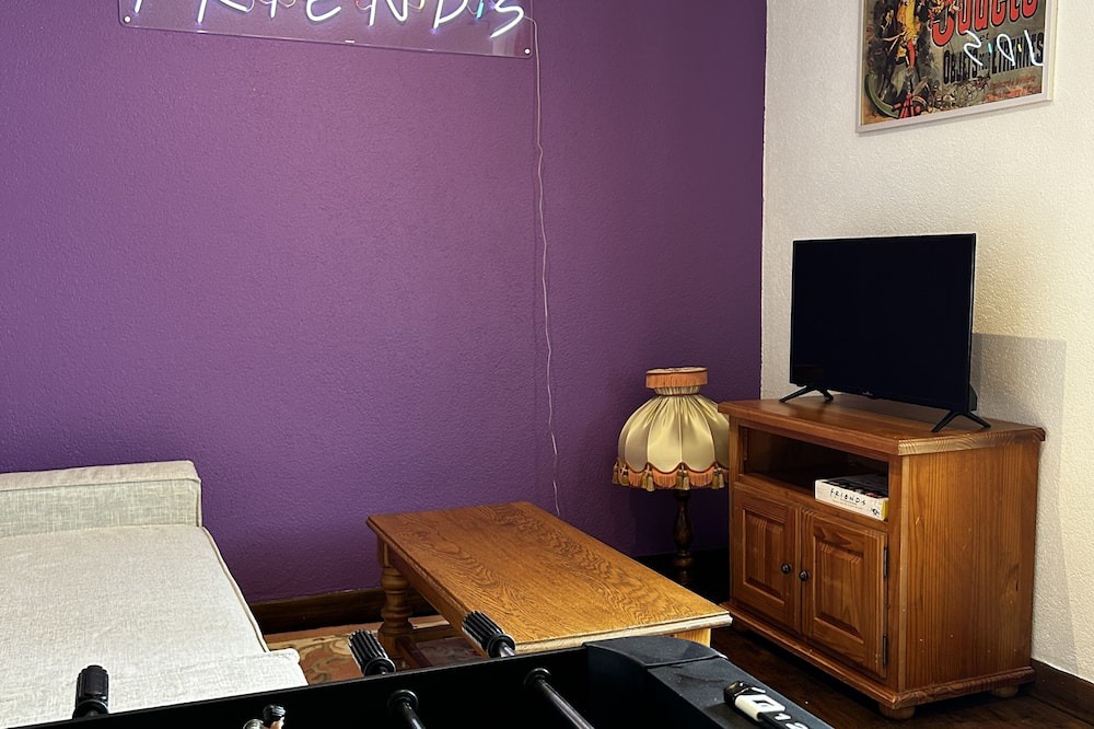 Rives de Meurthe Apartment | Chez Monica et ses Amis à Nancy - Plongez Dans L'expérience de la Série Friends