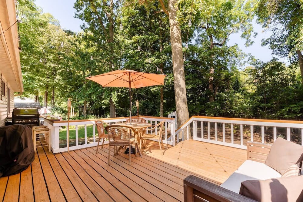 Columbus House | Newly remodeled home, spacious deck w/ string lights, & large yard with firepit