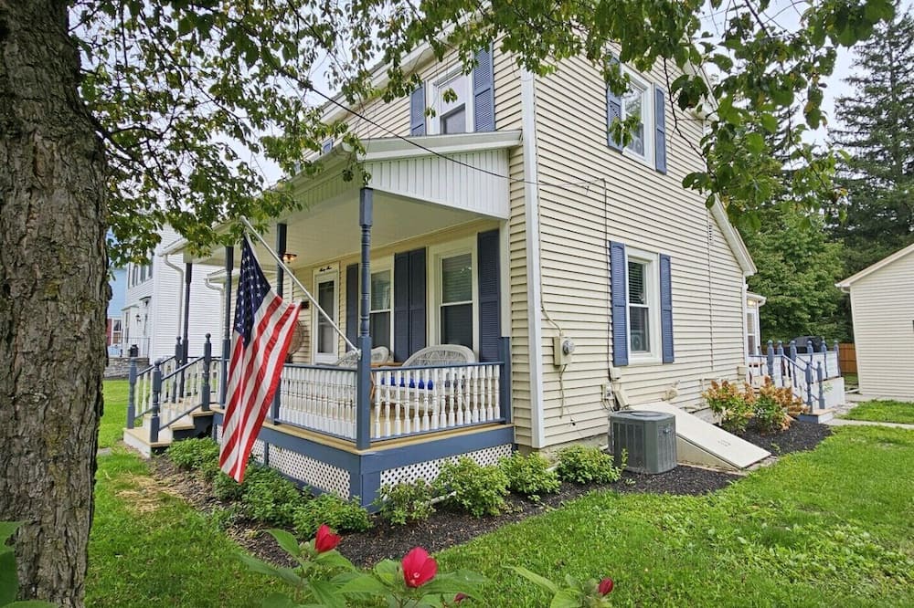 Richfield Springs House | Sunnyside Guest House*NEW*Central Air!7mi to Opera