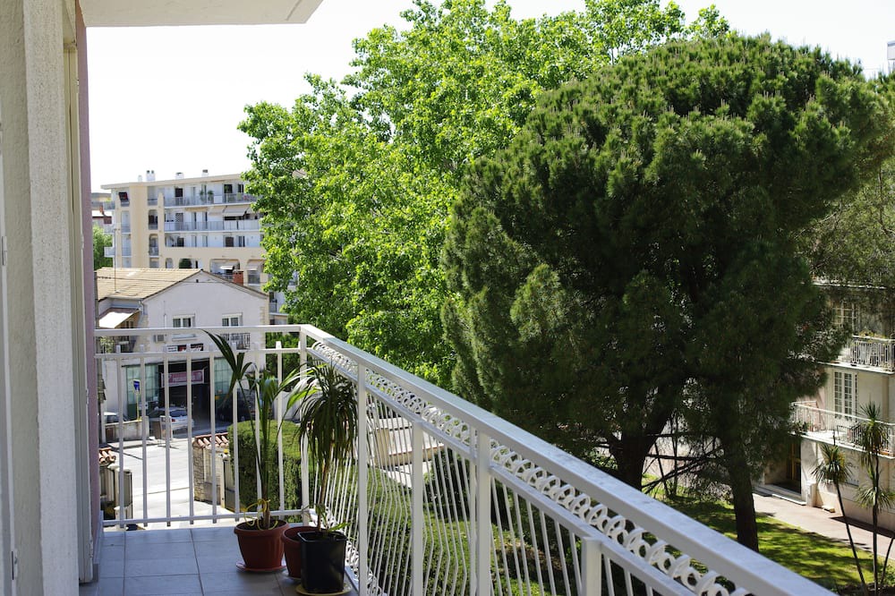 Estanove Apartment | Appartement Avec Terrasse et Parking Privatif