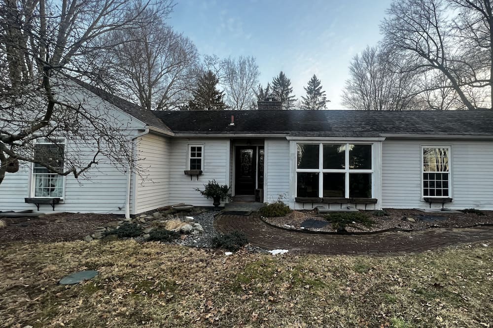 Red Oaks Mill House | Private Home with Inground Pool on 3 Acres.