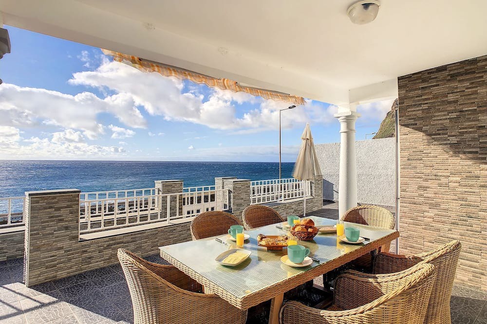 Paul do Mar House | Naya Beach House by LovelyStay