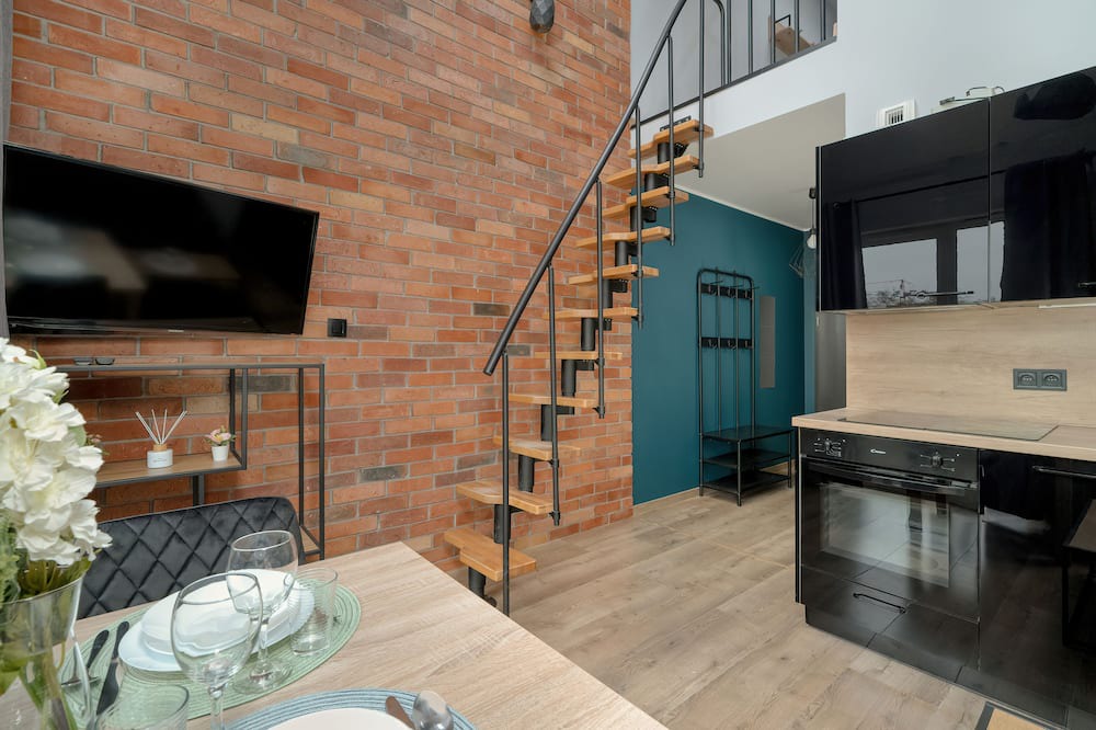 Nowe Miasto Apartment | Loft Antresola&balkon Poznań by Renters