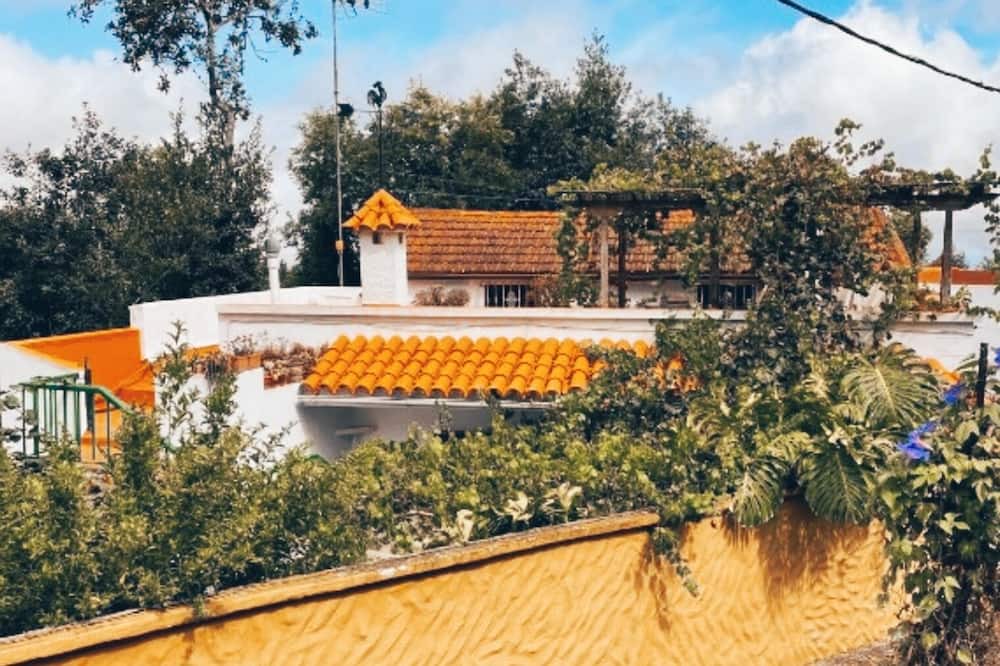Valleseco House | Vacation Home 'Casa Valleseco' with Mountain View, Private Terrace and Air Conditioning