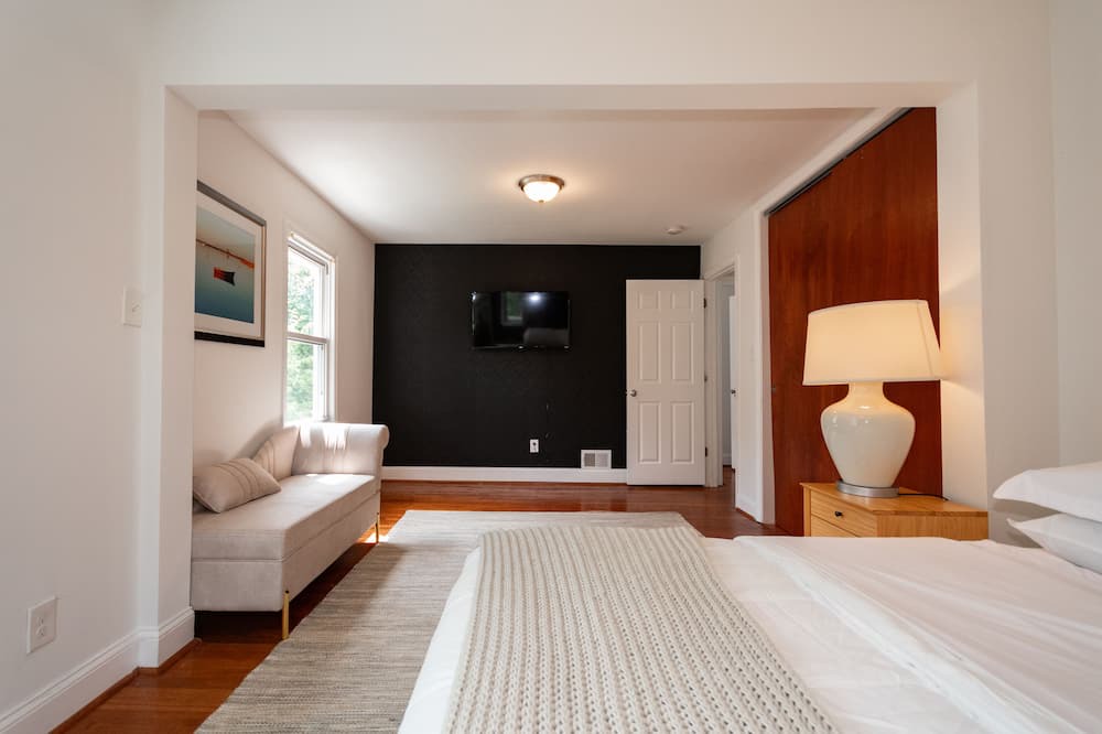 Takoma Park House | Family-sized Home ~ 6 Mi to DC the National Mall and Capitol Hill