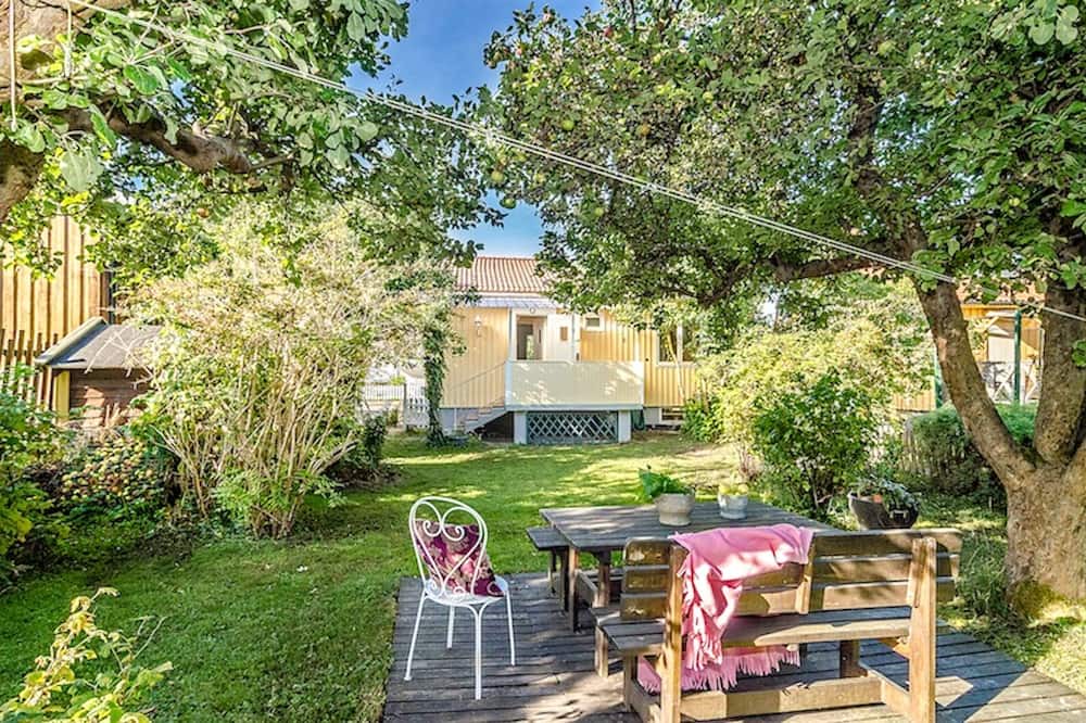 Enskede Apartment | Vrbo Property
