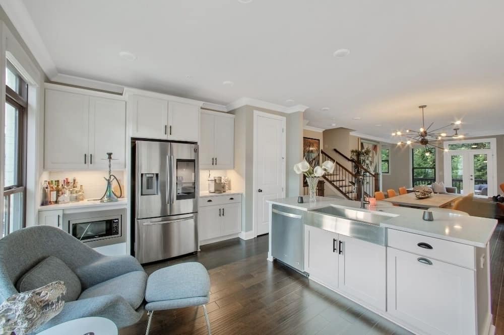 Smyrna House | Luxury home with hottub next to brave stadium
