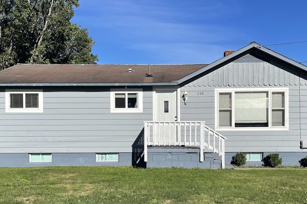 Ontonagon House | UP Adventure Destination in Greenland. Adventure awaits near by.