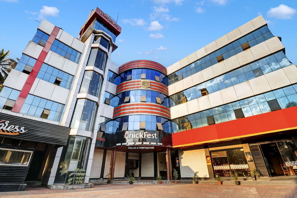 Kattappana Hotel | Flagship Sparrow Suites & Resorts
