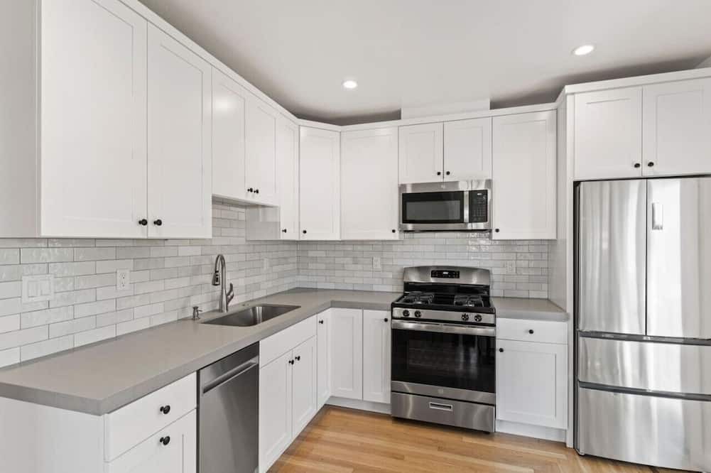 Half Moon Bay Cottage | Elle's Place 2 Blocks from Main Street