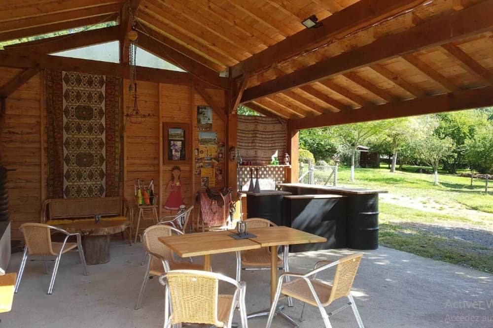 Sedeilhac House | Homerez - Beautiful bungalow for 4 ppl. with terrace at Sédeilhac