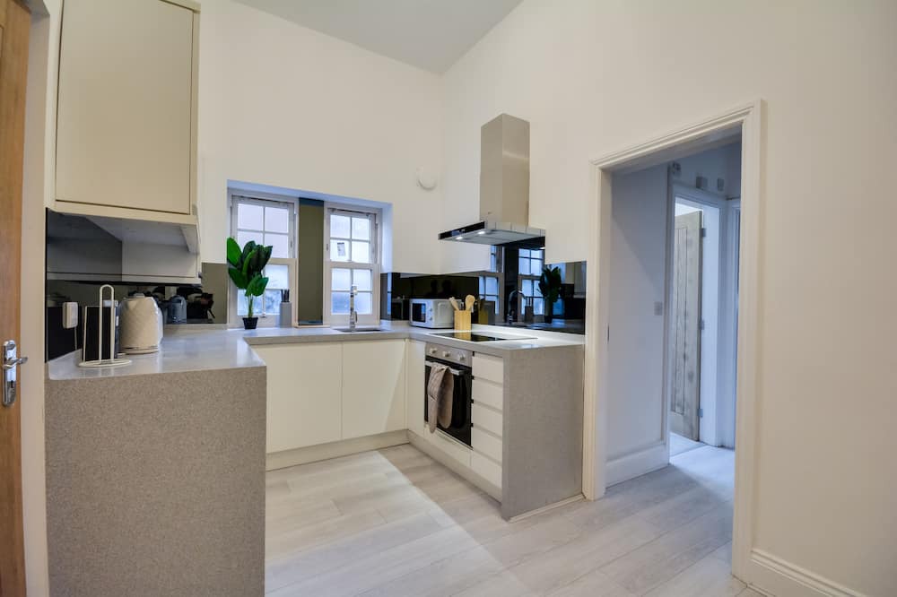 Wigan Apartment | Lovely 1-Bed Apartment in Wigan