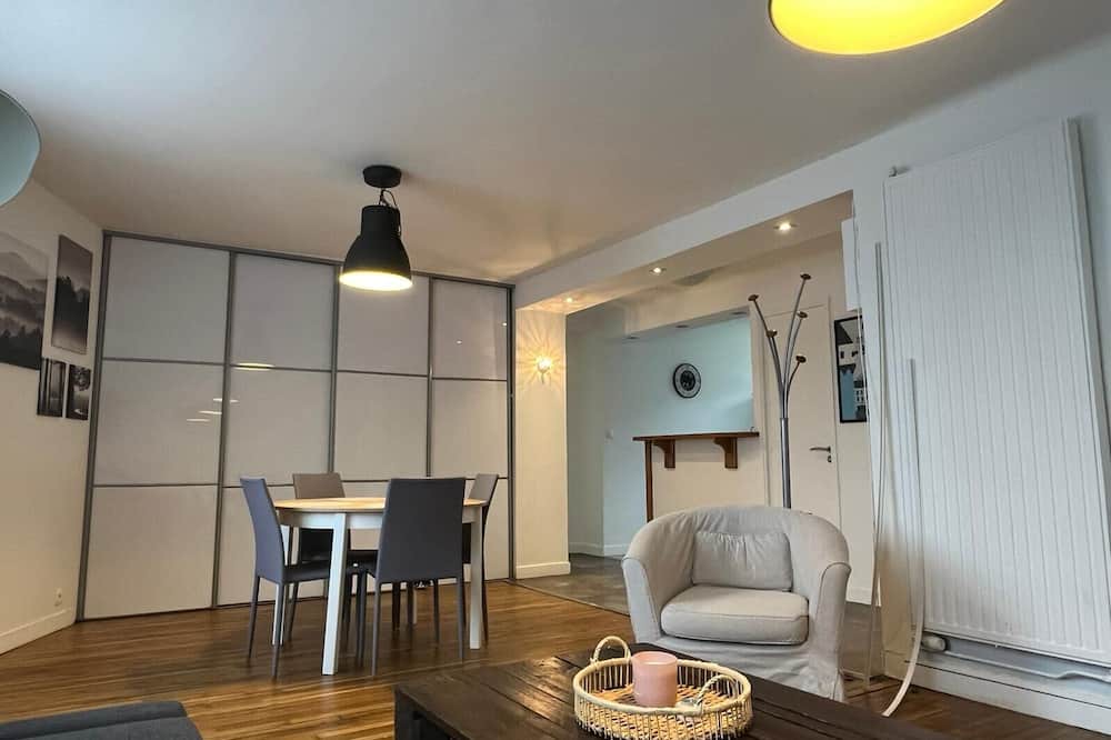 Bellamy-Barbin Apartment | Charming cozy nest in Nantes
