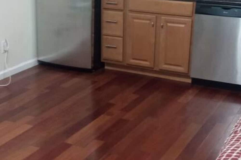 Niskayuna Apartment | the rest spot with free parking