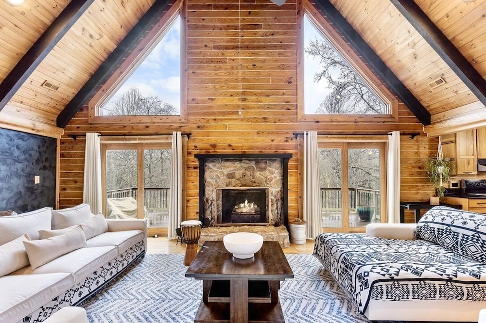 Stafford Cabin | Stunning Cabin Retreat Near Aquia Creek & Potomac!