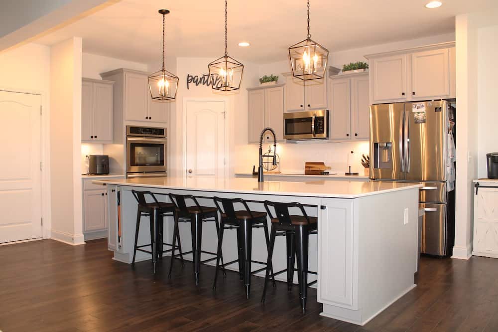 Southern Pines House | 5BR-4BA near Pinehurst w/ Pool, Golf Cart & More!