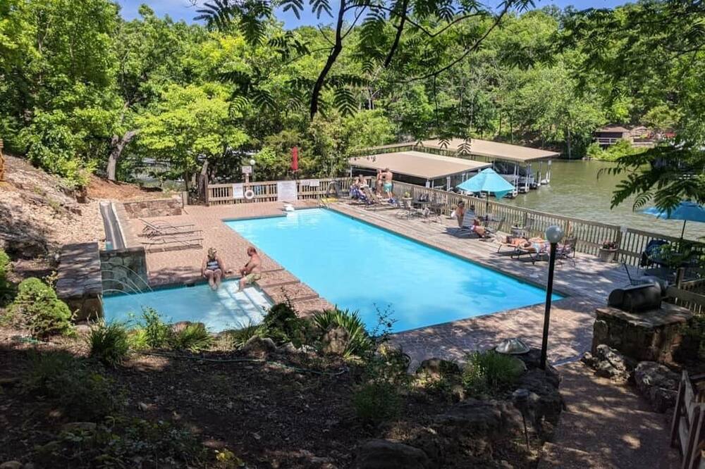 Village of Four Seasons Villa | Cozy villa right on the lake w/ access to pools, hot tubs, and so much more!