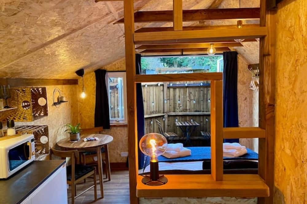 Old Malden Cabin | London & Surrey Cub House