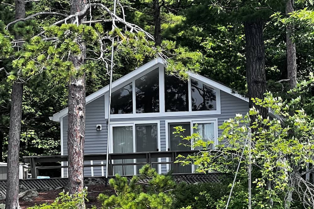 Alton Bay Cabin | Wonderful cabin lakefront in Alton
