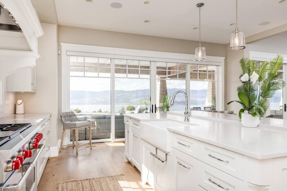 Southwest Mission House | This house is a 3 bedroom(s), 3.5 bathrooms, located in Kelowna, BC.