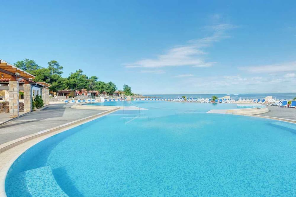 Monterol Apartment | Holiday apartment with WiFi and air conditioning
