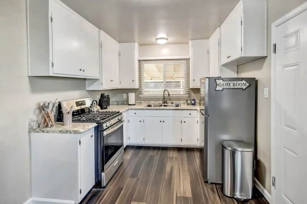 Lodi House | 342)Fenced yard+Game room !