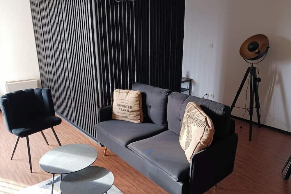Aiguerelles Apartment | Cosy flat close to the beaches and city centre