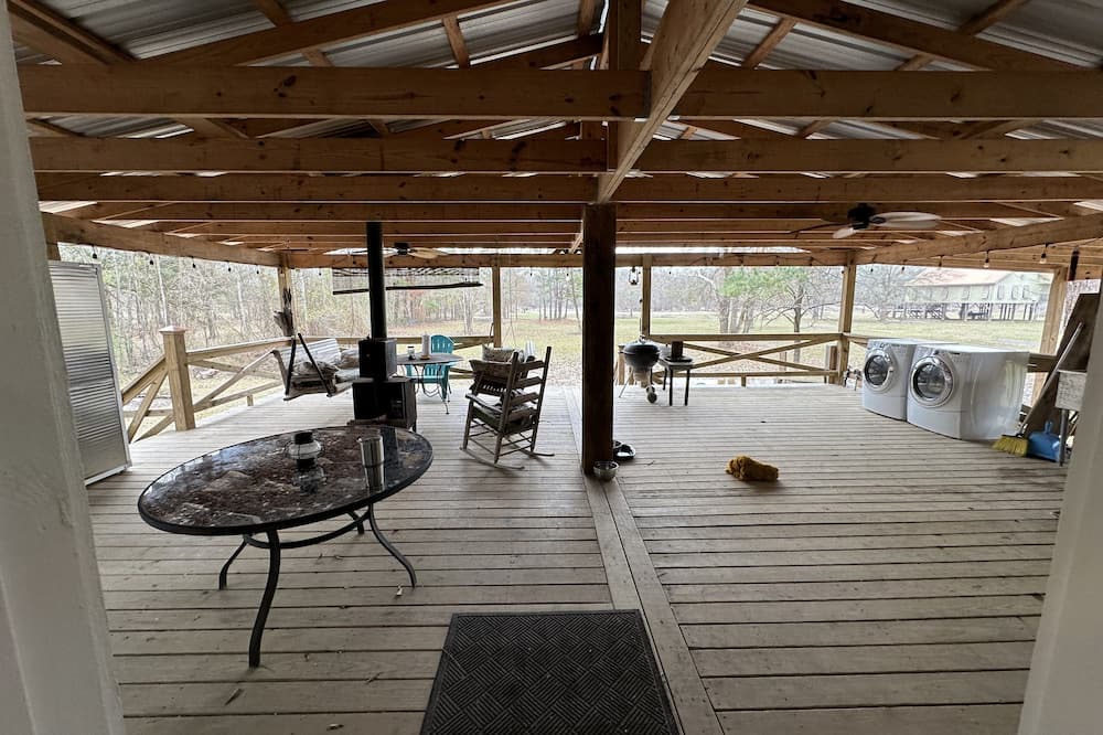 Poplarville Cabin | Cozy 2-bedroom cabin with WiFi, AC on the Pearl River in Angie, LA.