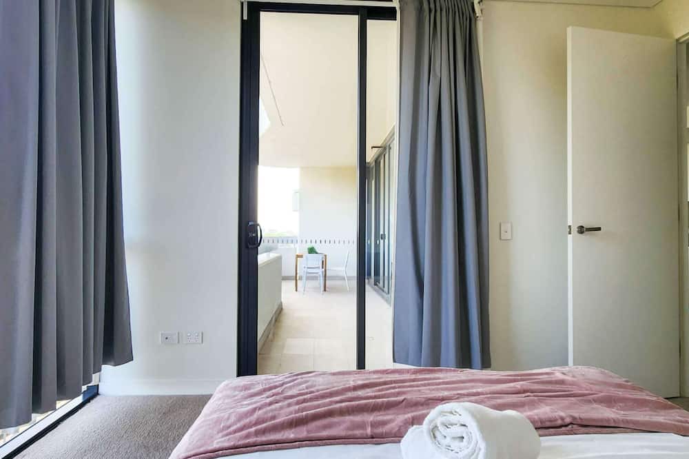 Lidcombe Apartment | Olympic Parkside Haven + Free Parking