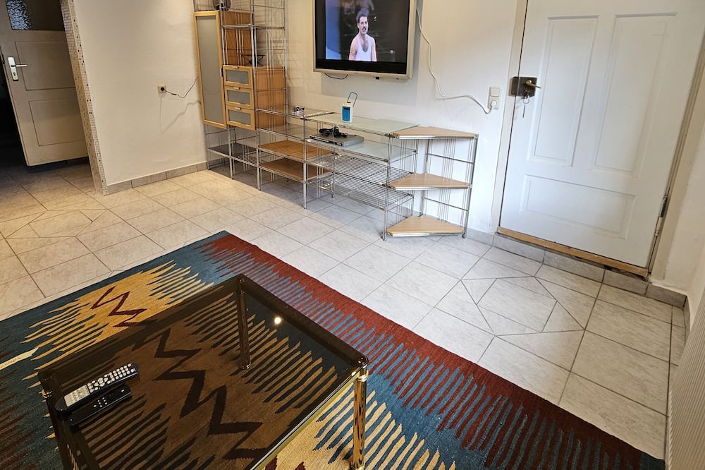 Lehrberg Apartment | Gemütliche Ferienwohnung in Idyllischer Abgeschiedenheit