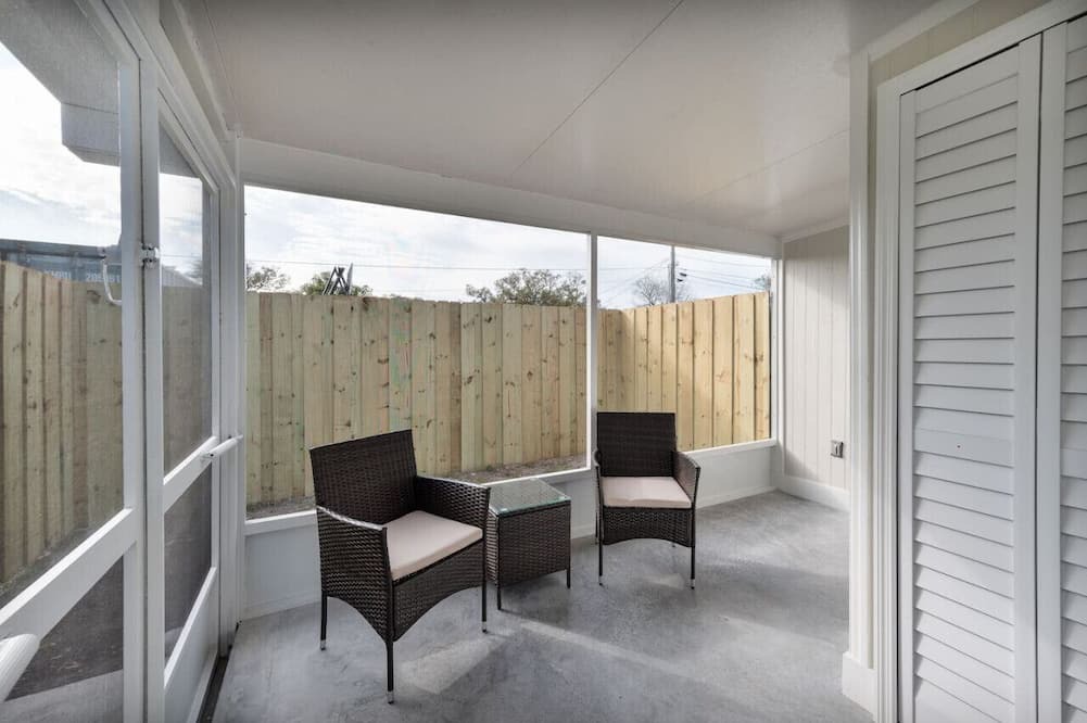 Saint Cloud House | Pet friendly + in Dwtn + 20mi to Disney & Parks!