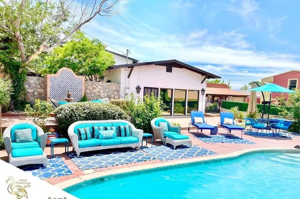 El Paso House | Huge Multifamily Haciendo Home w/ Pool and Scenic Views of El Paso