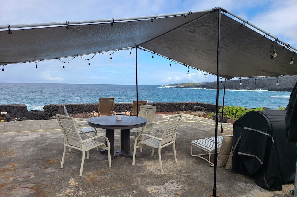 Captain Cook Apartment | Milolii Ocean Front Studio