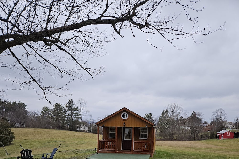 New Midway Cabin | Walkersville Cabin