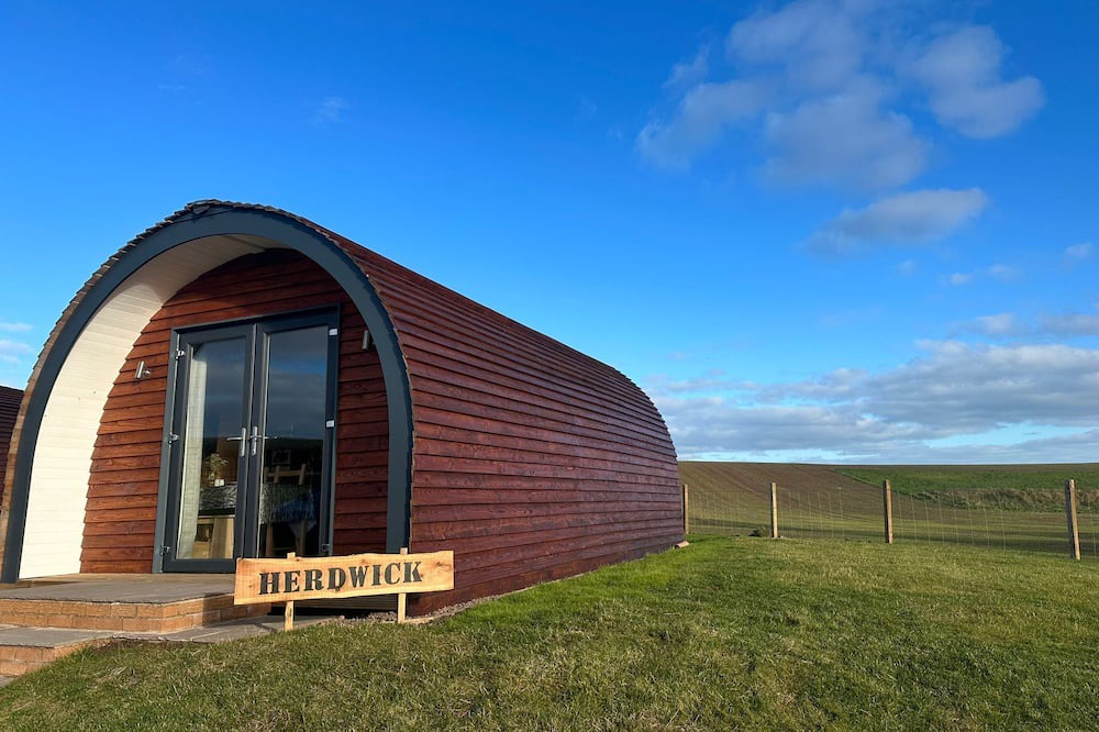 Eyemouth Cabin | Milldown Glamping