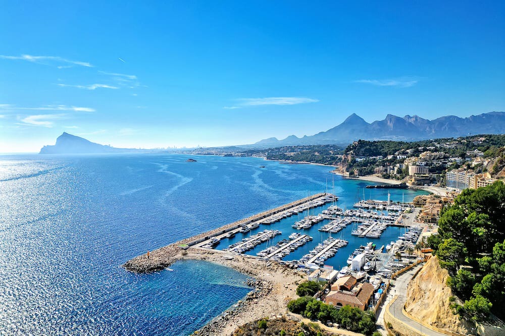 Pueblo Mascarat Apartment | Apartment 'Altea Dorada' with Sea View, Wi-Fi and Air Conditioning
