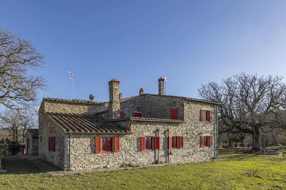 Sassetta Villa | L'Incrociata - Seven Bedroom Villa, Sleeps 11