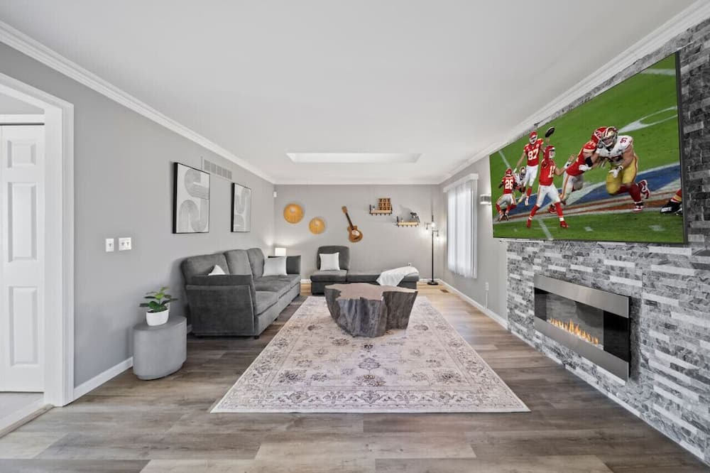 Chesterfield House | Elegant Oasis: 4-Bedroom Home Away from Home