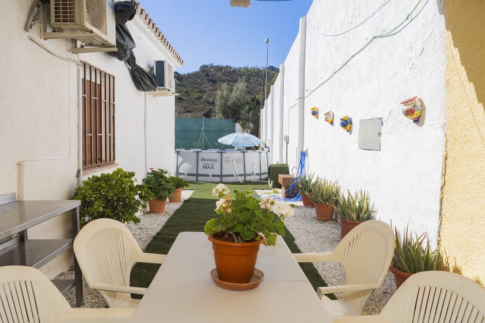 Puerto de la Torre Cottage | Cubo's Casa Rural Malaga El Puerto 6 PAX /private pool /air conditioning