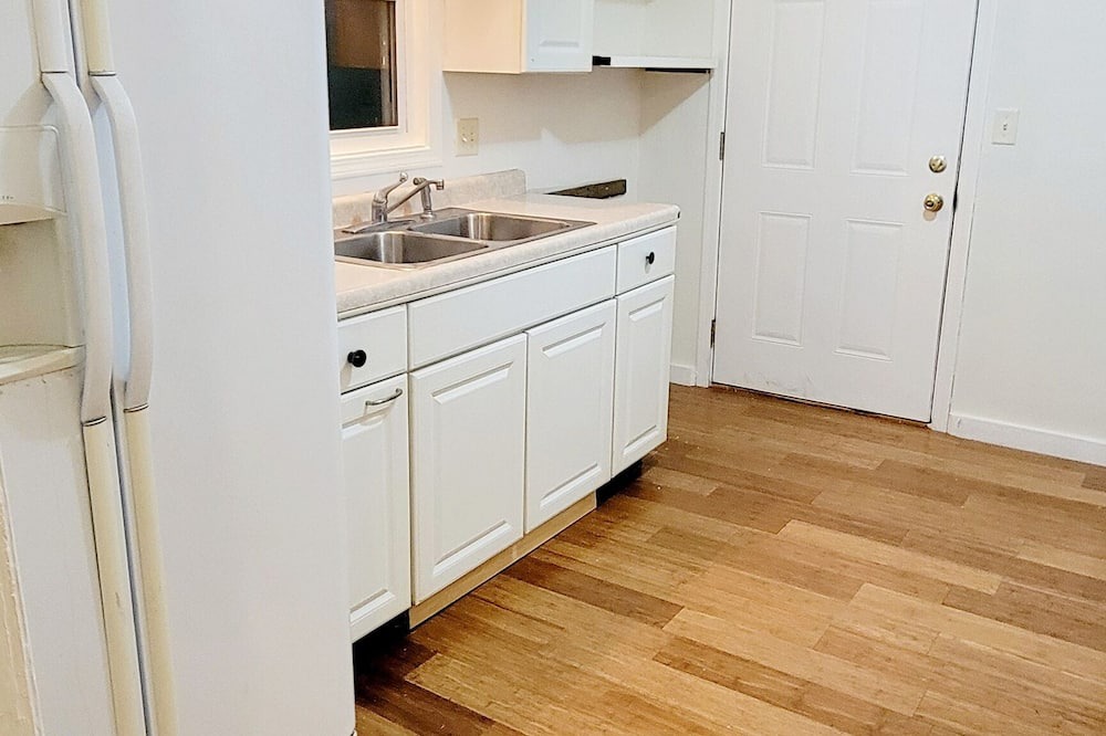North Salem House | Cute & Clean! Small home in a small town, North Salem, IN. Economical stay.