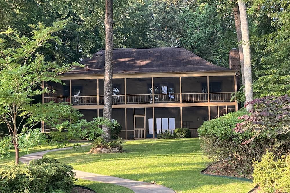 Eatonton House | Casa del Lago on Lake Sinclair