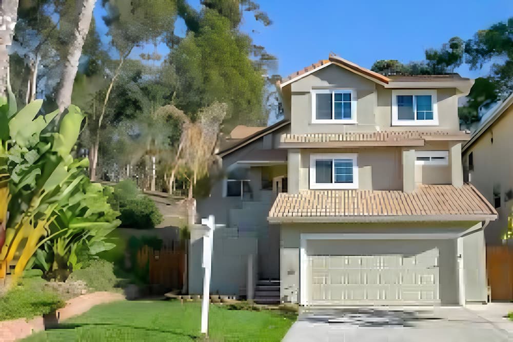 Olde Carlsbad House | Discover sunny Carlsbad! A 4-bed oasis: cozy, fun, & tranquil, near the Pacific.