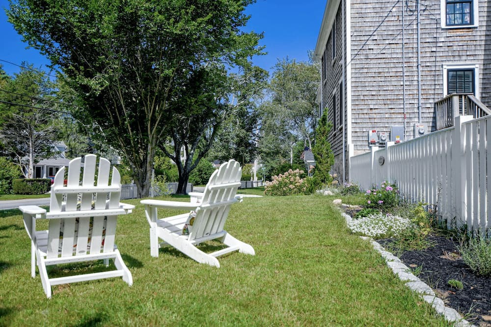 Marion Center House | Spacious home in the heart of Marion's charming village. Bike/walk/swim & enjoy!