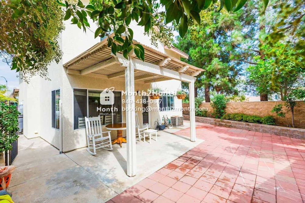 Corona House | Summer Palace on Towergrove #41276