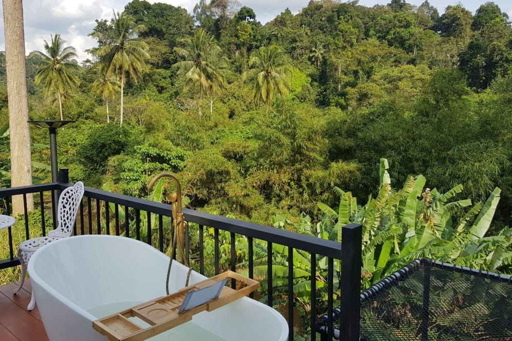 Chong Resort | The Pubpa Backyard