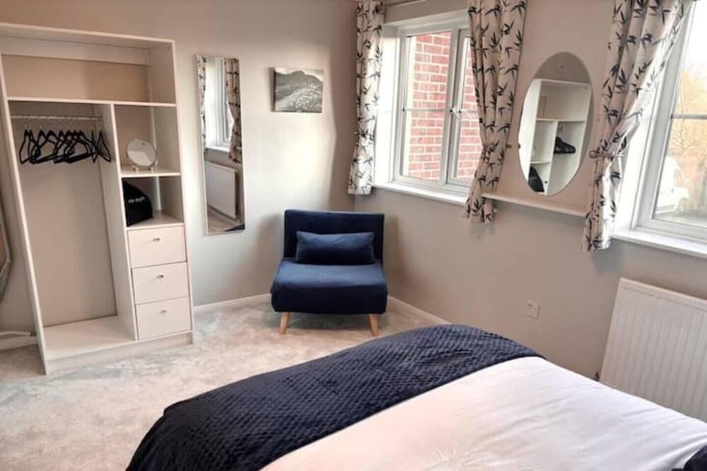 Epsom Apartment | Apartment in Epsom with Free Parking