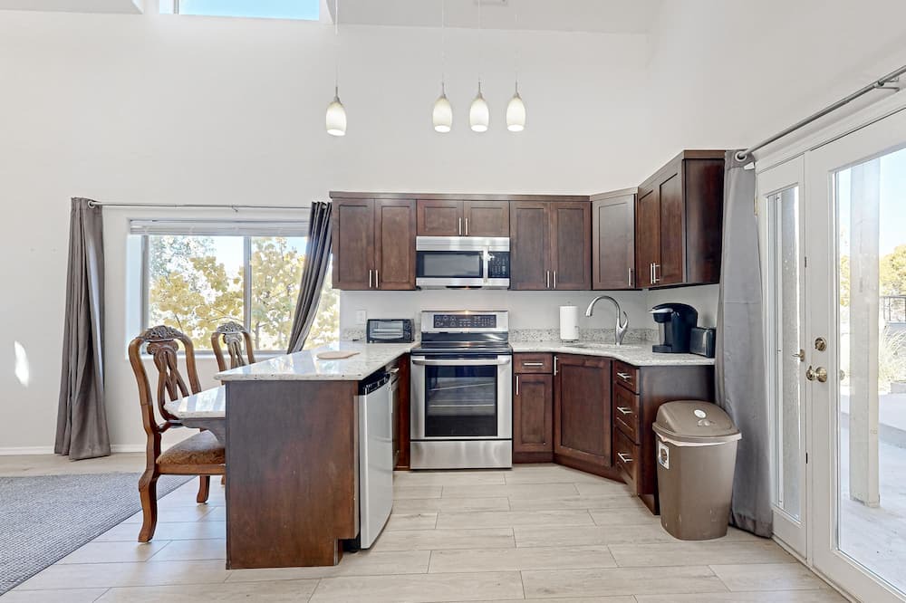 Payson Cottage | 2-story cottage with breathtaking mountain views, fireplace, patio, grill, & AC