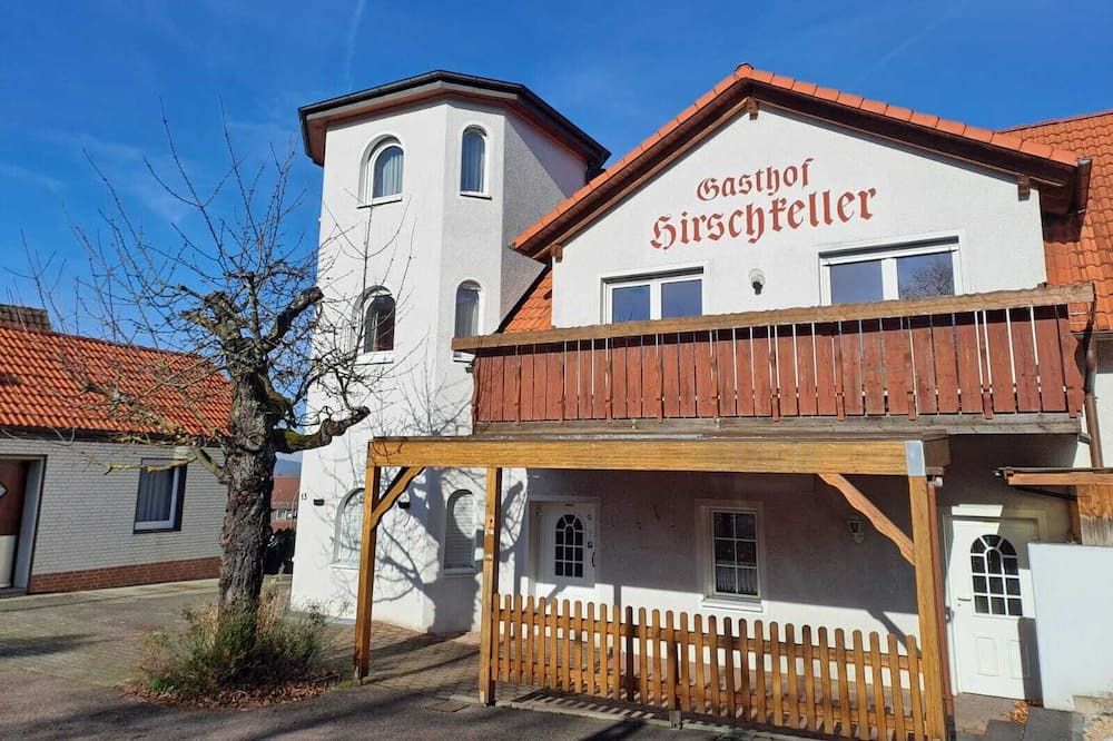 Jebenhausen House | Gasthof Hirschkeller