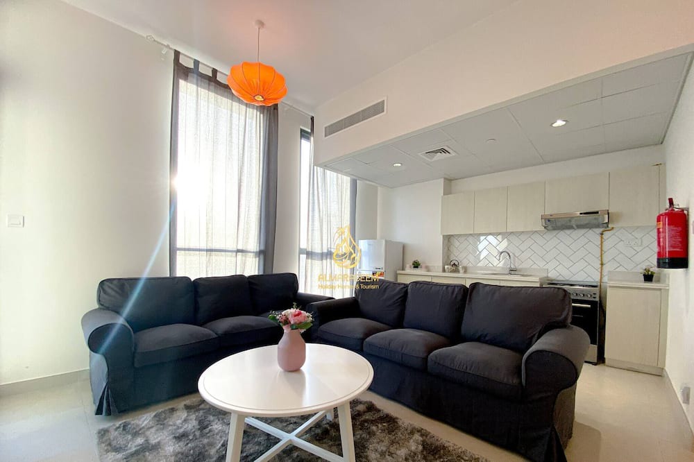 Jumeirah Village Triangle Apartment | Dania 3 Midtown - Al Maraseem