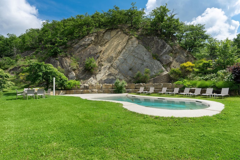 Firenzuola Villa | Rustic villa Torre delle Rose in Umbria